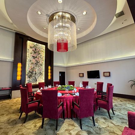 Holiday Inn Chengdu Century City-Easttower Zewnętrze zdjęcie