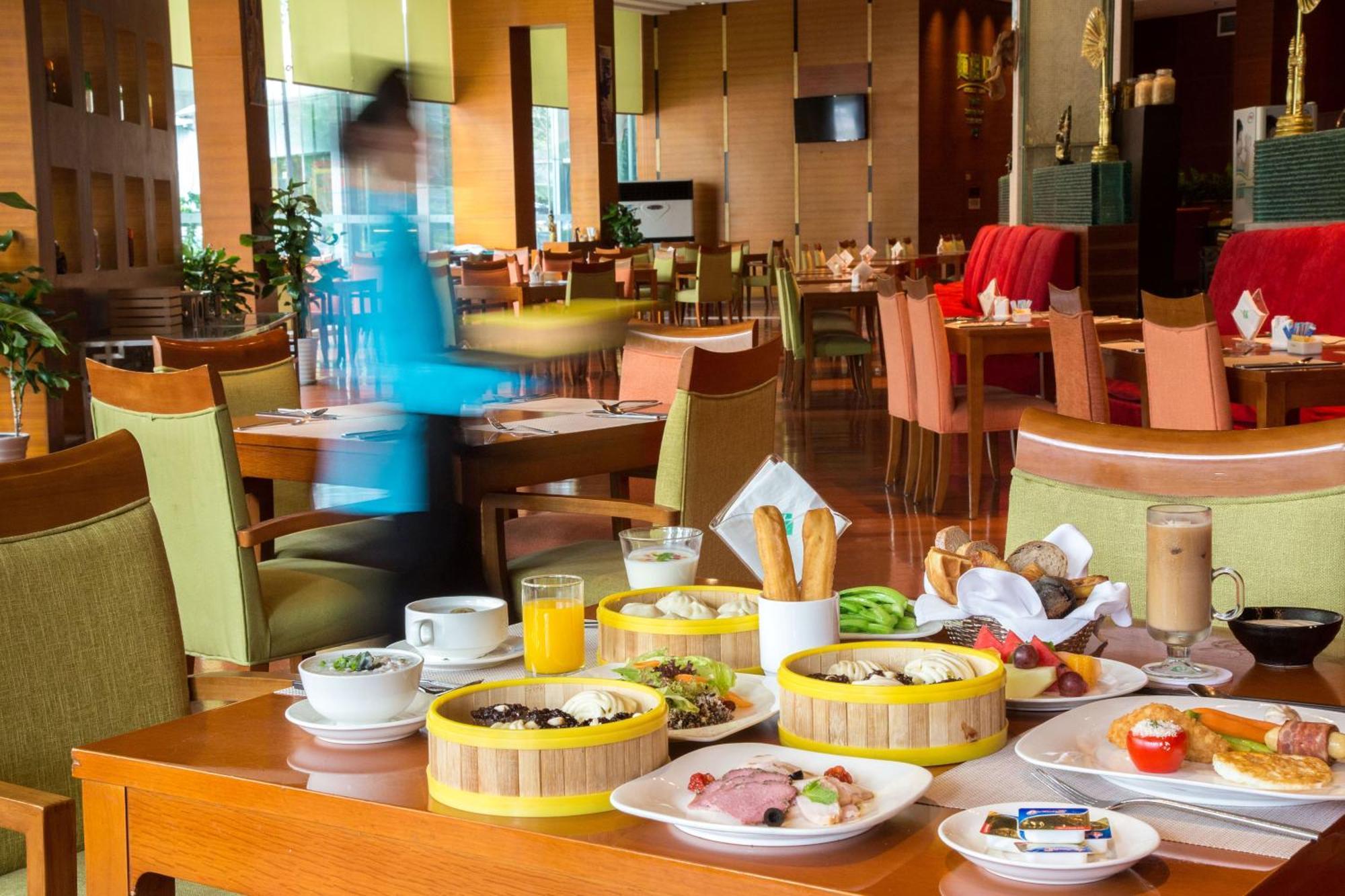 Holiday Inn Chengdu Century City-Easttower Zewnętrze zdjęcie