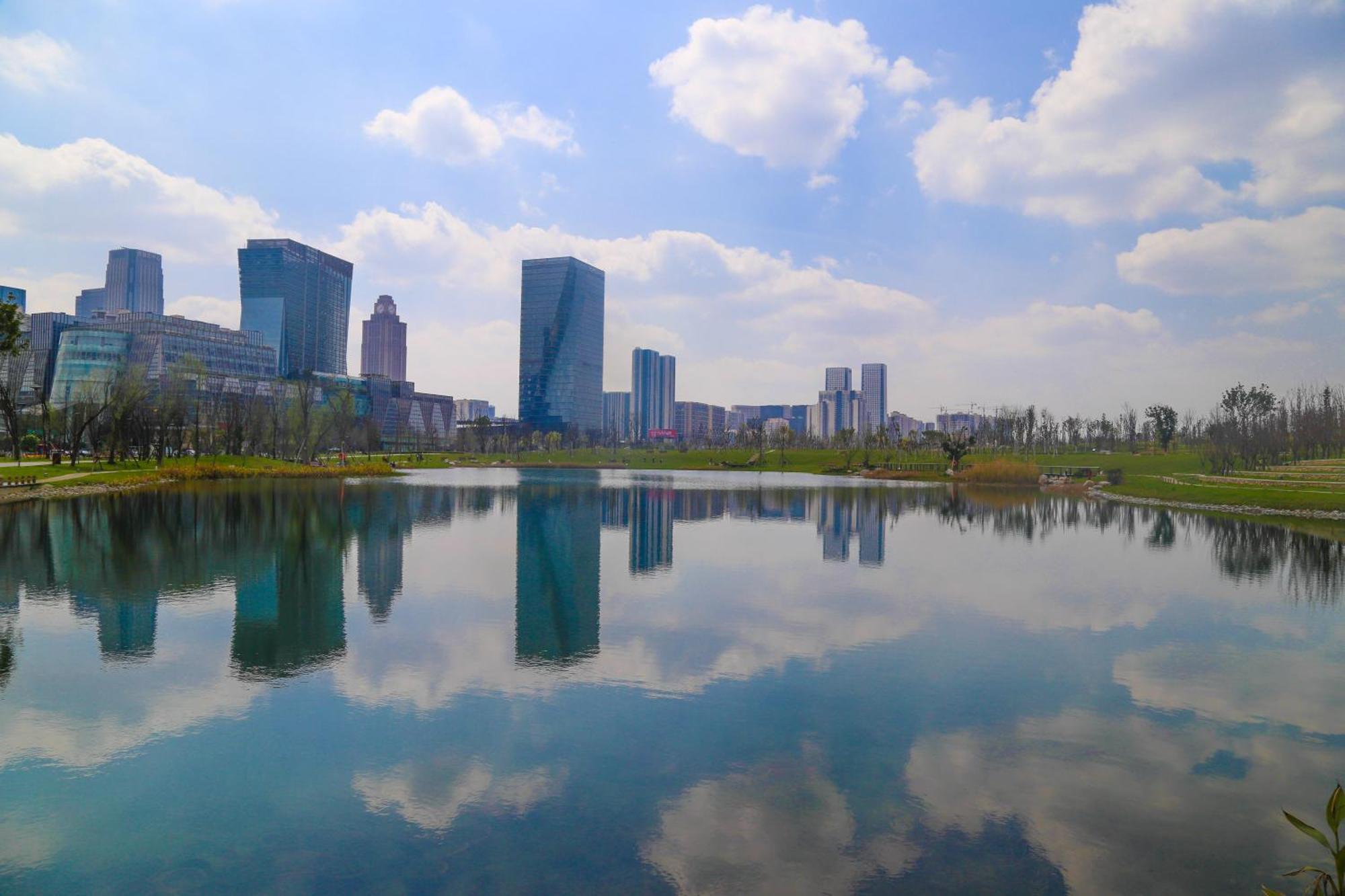Holiday Inn Chengdu Century City-Easttower Zewnętrze zdjęcie